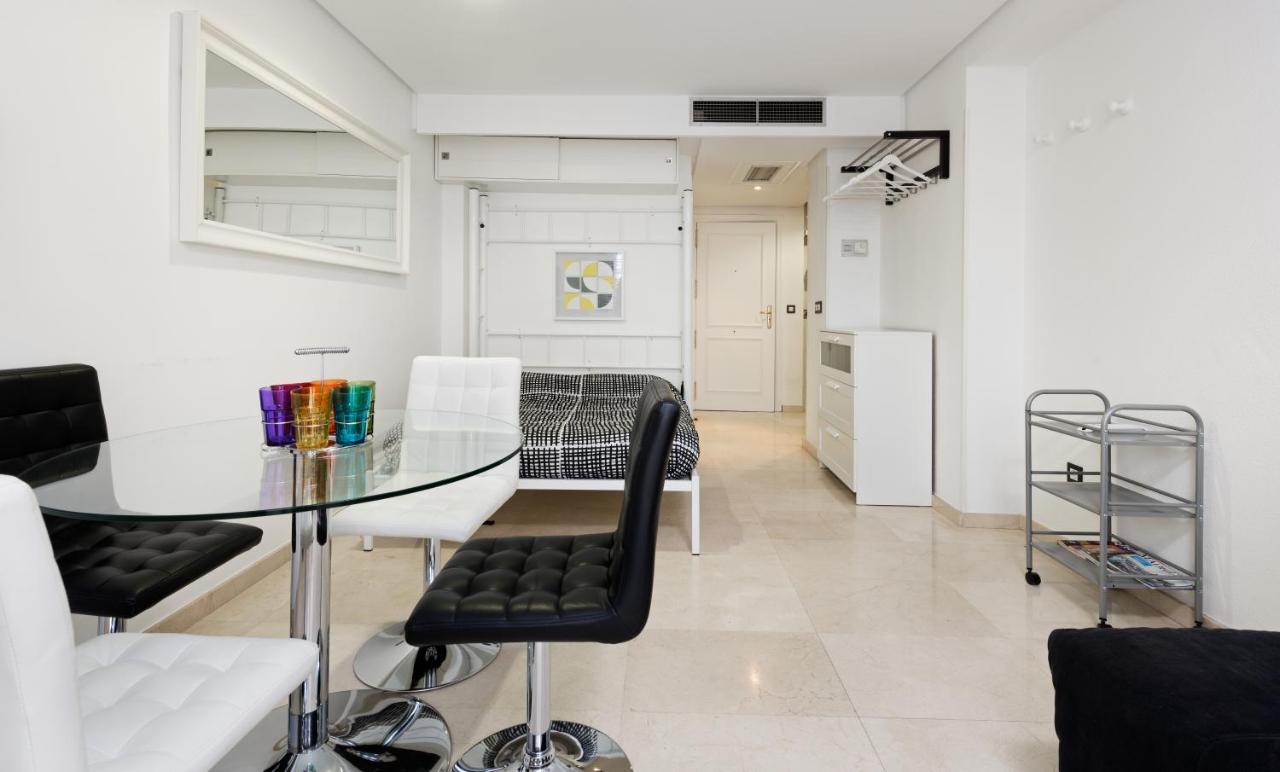 Apartament Retiro-Ibiza Alquiler Temporal-Hospitales Madryt Zewnętrze zdjęcie